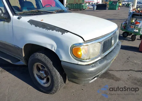 1997 Mercury Mountaineer из США, поврежденный, VIN 4M2DU55P8VUJ15965